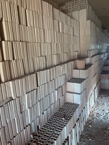 Tijolos de 2 e 6 furos