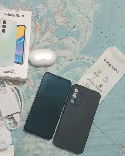 Smartphone Samsung a15 semi novo