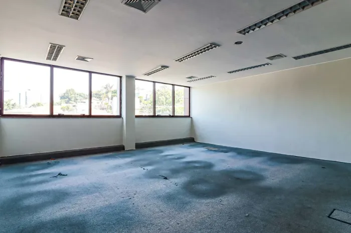Sala comercial na Avenida Morumbi, 6901 - Conjunto 13 57 m²