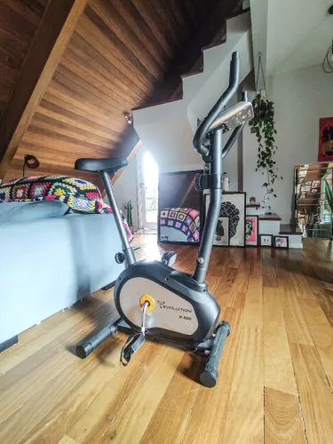 Bicicleta ergométrica Evolution B 802