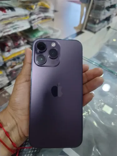 iPhone top