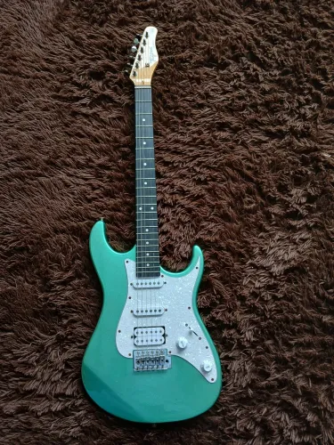 GUITARRA TAGIMA HSS