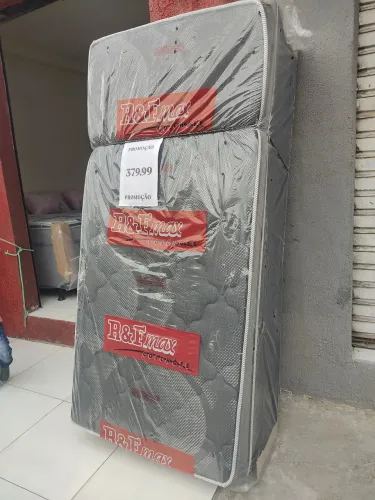 Cama de solteiro Esmeralda