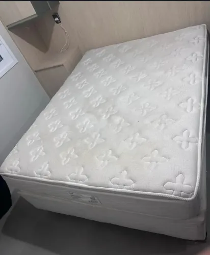Cama box casal