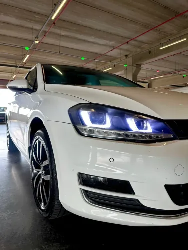 Volkswagen Golf Highline 1.4 TSI 140cv Aut. 2015