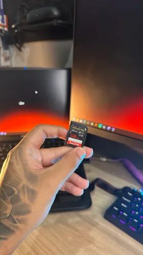 Sandisk 128gb v30 - usado - cartão SD