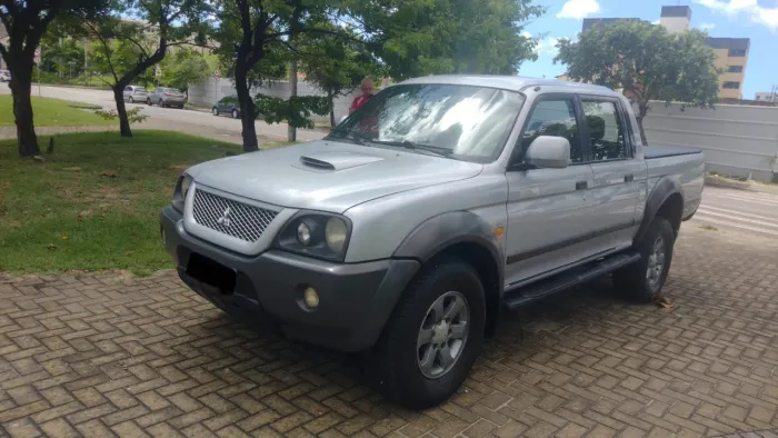 Mitsubishi L200 Outdoor GLS 2.5 4X4 CD TDI Diesel 2010