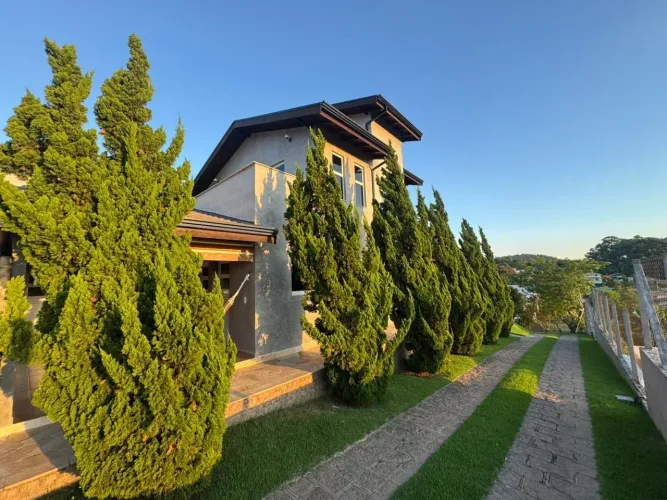 Casa à venda com 4 Dormitórios sendo 2 Suítes - Outeiro das Flores - Itupeva/SP. CA97243 R
