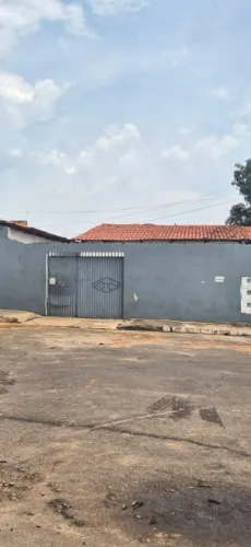 Aluga-se 