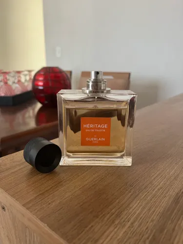 Perfume Guerlain Héritage EDT 100 ml Original - Aproximadamente 80%