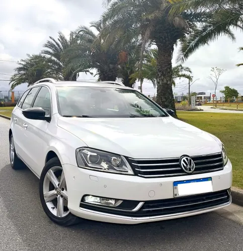 Volkswagen Passat Variant Turbo 2.0 FSI Tiptron. 5P 2011