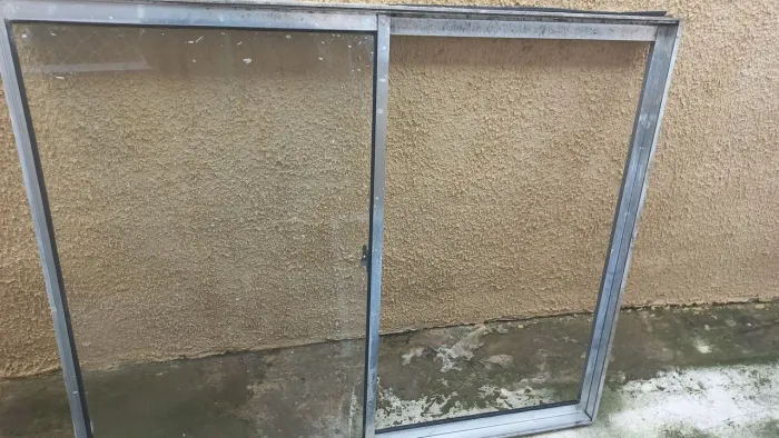 Janela de aluminio
