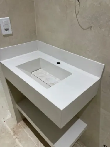 Bancada de porcelanato 