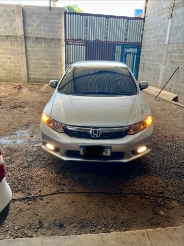 Honda Civic Sedan LXR 2.0 Flexone 16V Aut. 4P 2014