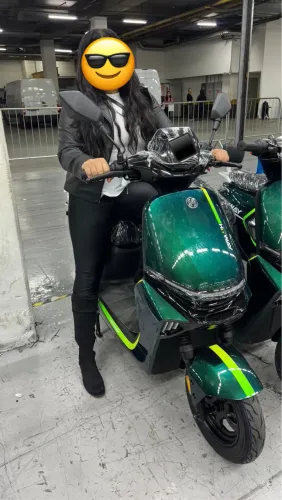 Moto elétrica estilo Bis nunca usada 