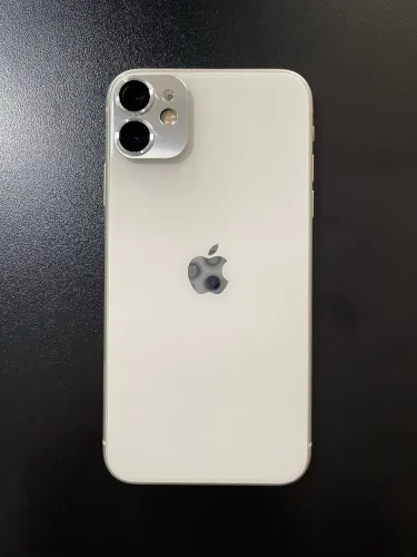 iPhone 11 - 128 GB | Branco