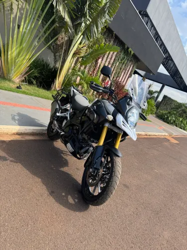 Vendo ou Troco Suzuki V-Strom 1000cc