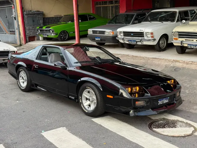 Chevrolet Camaro 2LS 3.6 V6 Aut. 1986