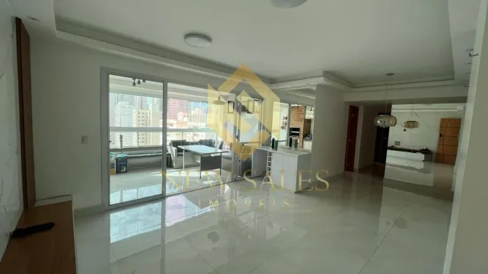 Apartamento- 3 suítes, 116m², 2 vagas, armários- Setor Bueno