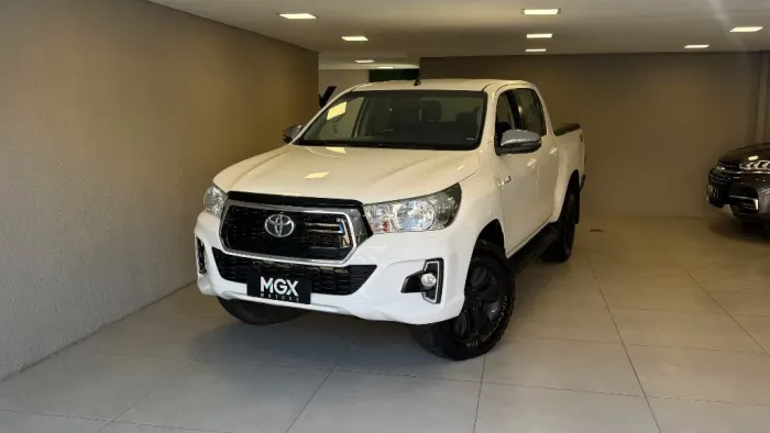 Toyota Hilux CD SR 4X4 2.8 TDI Diesel Aut. 2020