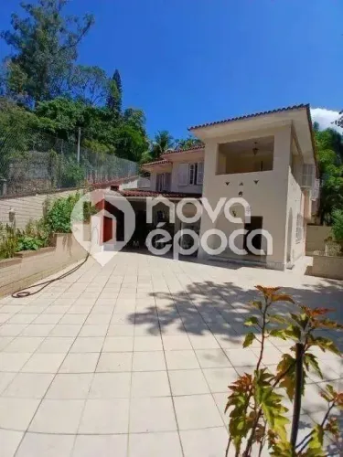 Cosme Velho | Casa 5 quartos, sendo 1 suite