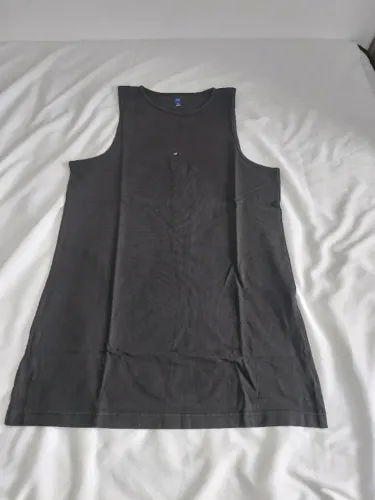 Regata Yeezy Gap Balenciaga