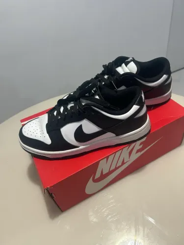 Tênis Nike Dunk Low Panda