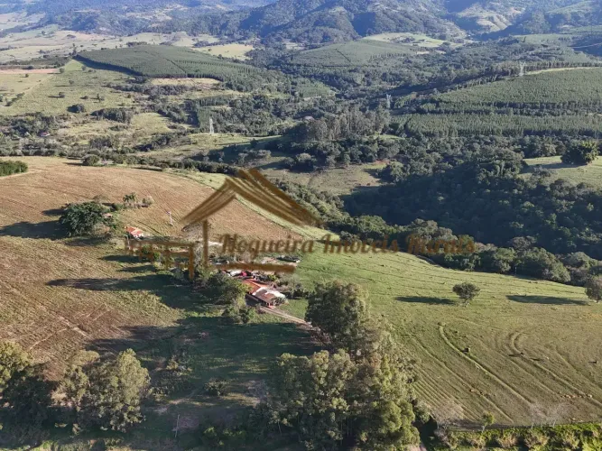 Sítio a venda com 22 alqueires na região de Botucatu-SP