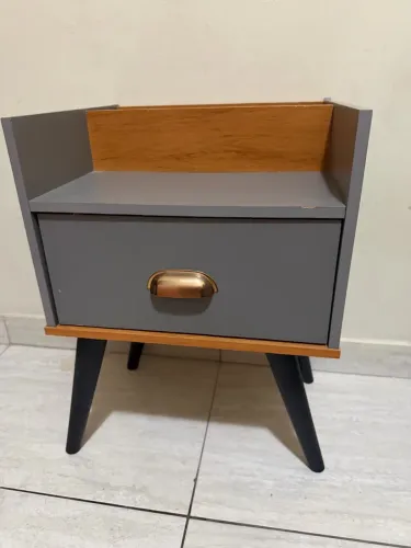 Mesa mesinha de cabeceira