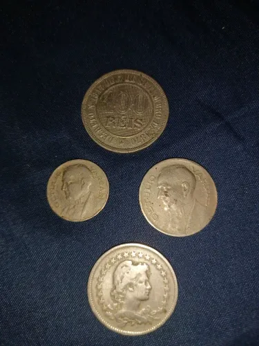 Moedas antigas de reis
