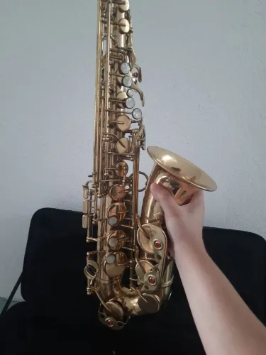Venda -Sax Alto Bentley