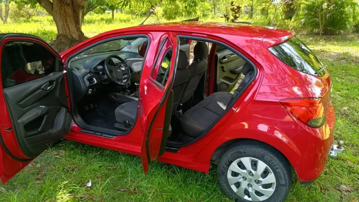 Chevrolet Onix Hatch LT 1.0 8V Flex Power Mec. 4P 2013