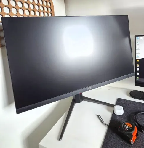 Monitor Gamer AOC 27 polegadas 180hertz