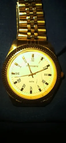 Relógio MONDAINE