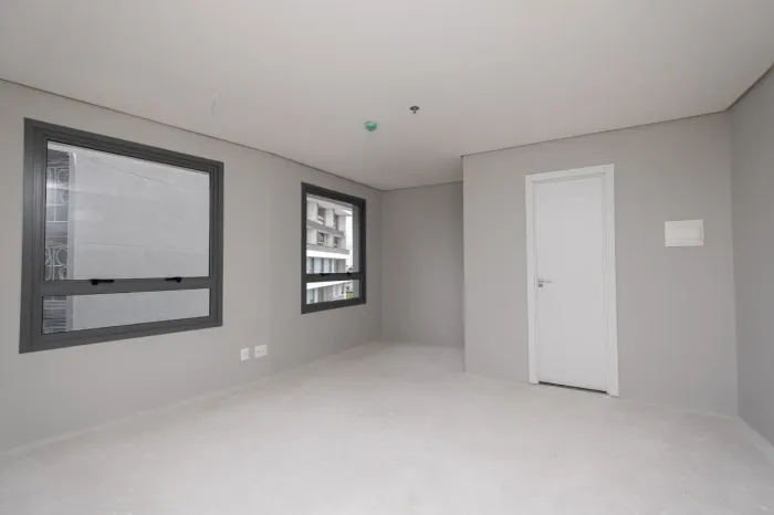 Sala Comercial à Venda ou Aluguel no Parque Una em Pelotas RS, com Excelente Localização,
