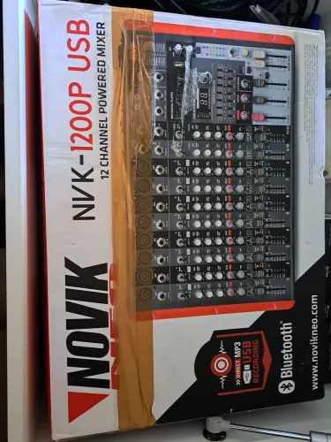 MESA AMPLIFICADA NOVIK semi nova! Na caixa e com nota fiscal!
