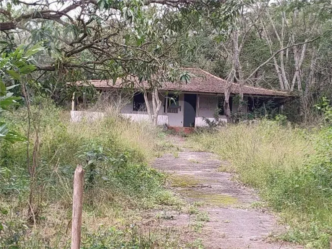 Sítio à venda, 34000 m² por R$ 450.000 - Ipiiba - São Gonçalo/RJ
