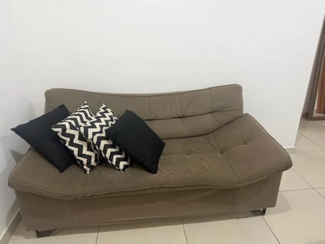 VENDO SOFÁ EM ARAGUARI