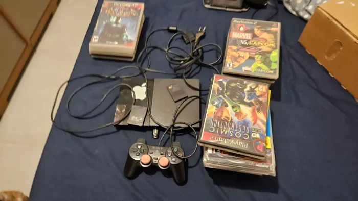 PlayStation 2 + Jogos e Acessórios