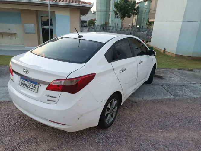 Hyundai HB20S Copa DO Mundo 1.6 Flex 16V Aut. 2015