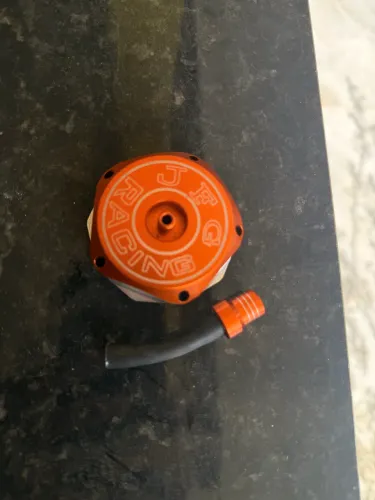 Tampa tanque gasolina crf 230 crf 250