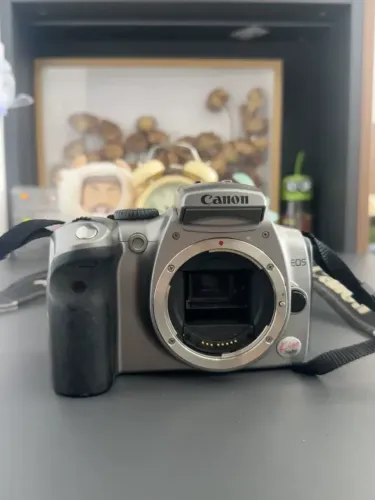 Camera Canon EOS 300D