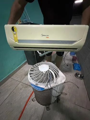 VENDO AR CONDICIONADO MIDEA USADO / EXCELENTE