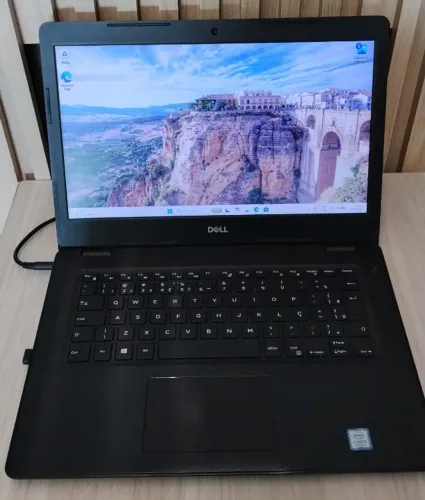 Notebook Dell Vostro 3481 | i3 7ª Geração | 8GB | SSD 240GB