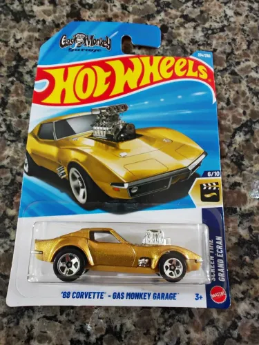 Hot Wheels Corvette Gas Monkey Garage