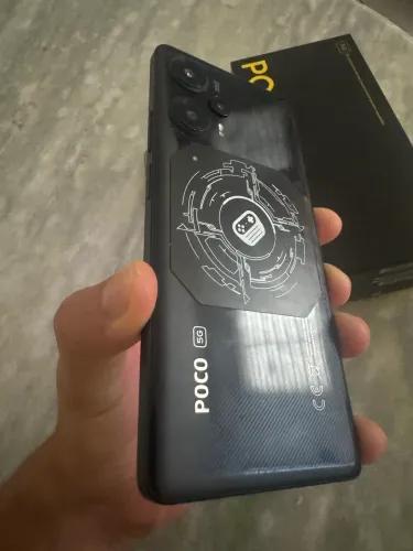 Poco f5 12/256gb