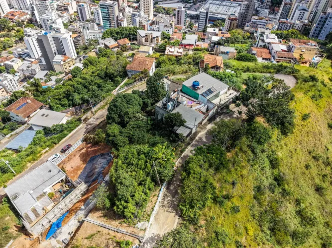 Terreno com vista no Bom Pastor para venda