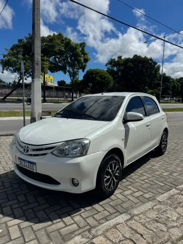 Toyota Etios XS 1.5 Flex 16V 5P Mec. 2016
