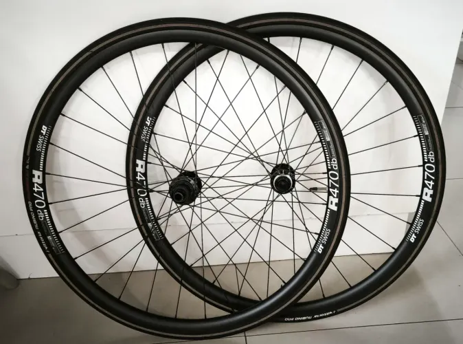 Roda Dt Swiss R470db - c/pneus
