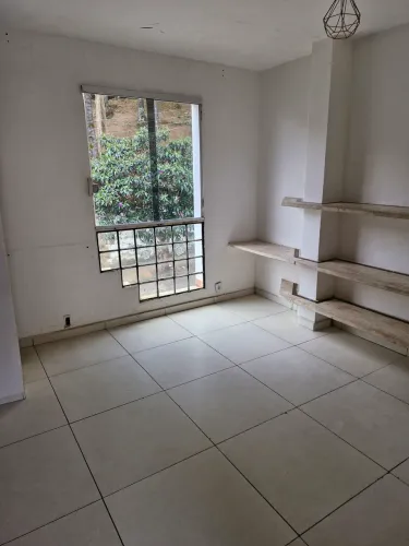 Casa/Imóvel para Alugar no Estoril - Água, Luz e IPTU Inclusos + Garagem